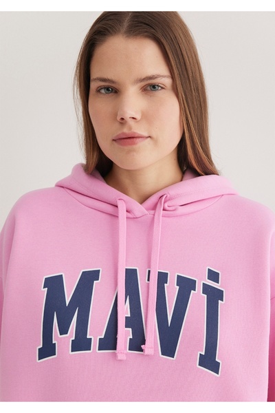Mavi logo baskılı kapüşonlu oversiz (geniş kesim) sweatshirt