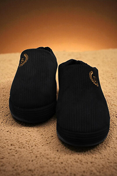 HFKY Uniszex hímzett bársony bordázott mintás kényelmes, puha talpú, szőrmével bélelt házi papucs. Papucs