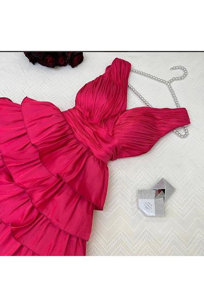 SHOK Distinctive layered midi dress