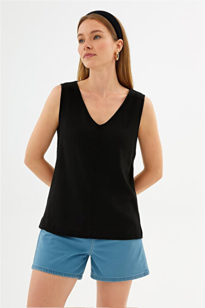 Fashion Friends V-Neck Linen Blouse Black