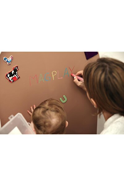 Arkolino Tabla Magnetica Adeziva 60x100 Cm – Scriere, Desen, Montessori – Maro