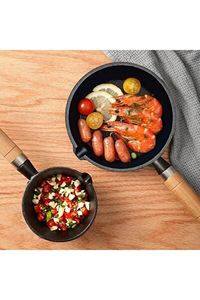 erorex Mini Egg Frying Pan Cast Iron Omelette Skillet Wooden Handle Pre Seasoned Nonstick Fry Pan Indoor &