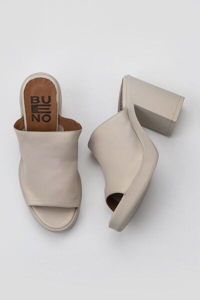 Bueno Shoes Cream Leather Women's Heeled Slippers 01Wy12306
