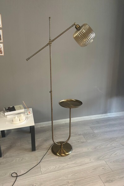 Bamyum Mopa Eskitme Gövde Bal Rengi Cam Lambader U Tepsili Makas Gövde Metal Oturma Odası Zemin Lambası