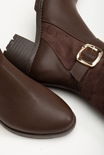 RİSSOLİ Dámské hořkohnědé semišové boty s detaily přezky na zadní straně