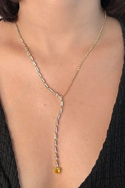 TAKIŞTIR قلادة على شكل حرف Y من الفولاذ بتفاصيل حجر ذهبي اللون