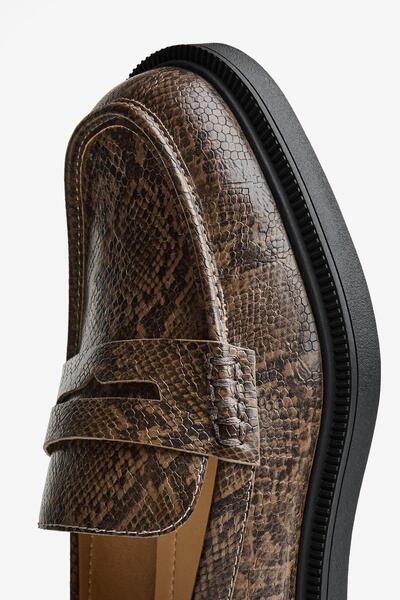 Bershka Erkek Hayvan Baskili Loafer Ayakkabı
