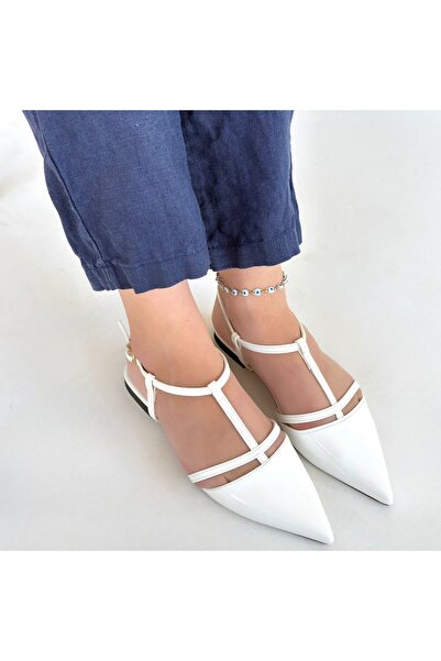 buğrahayalin Canca white patent leather flat shoes