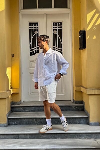 Flaw Wear White Waist Elastic Shorts