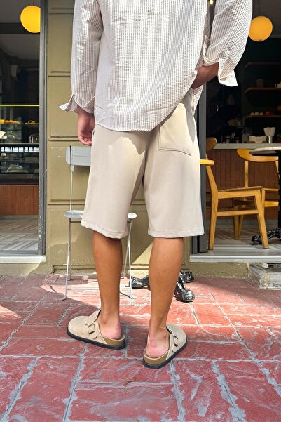 Flaw Wear Πλισέ σορτς από ύφασμα σε μπεζ χρώμα