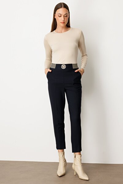 Mi Pret a Porter Mi Beli Lastikli Krep Kumaş Çıtçıtlı Paça Pantolon