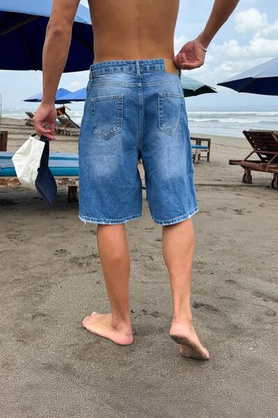 Flaw Wear Τζιν σορτς με σκισμένες λεπτομέρειες