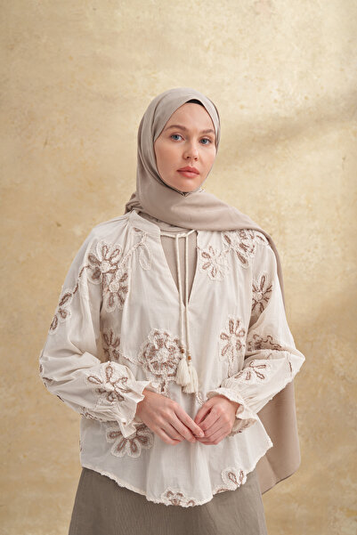 ARMANDA Bambu Baroque Patterned Shawl - Dark Beige