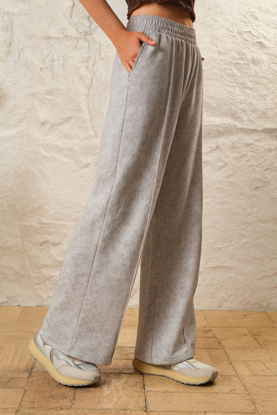 ESPİNA Women's Loose-Fit Casual Trousers with Ruffled Front Pockets