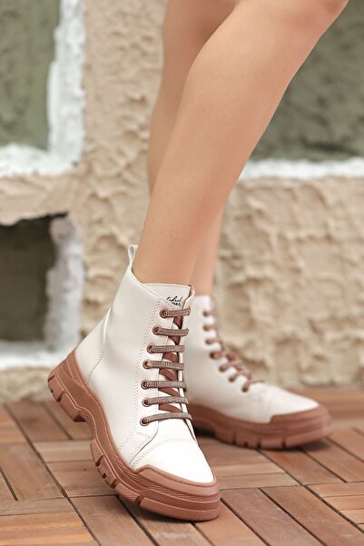 Madam Tarz Mizaro Termo Tabanlı Taşlı Bot