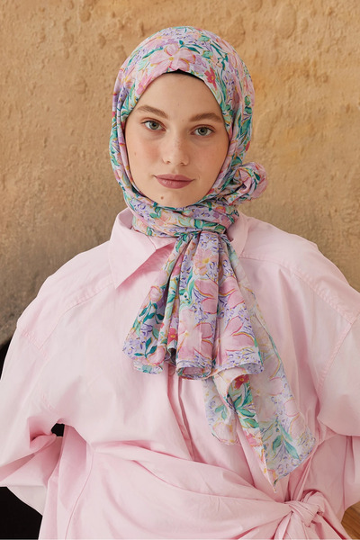 MODA Mk Watercolor Clover Pattern Bamboo Shawl - Lilac-Pink