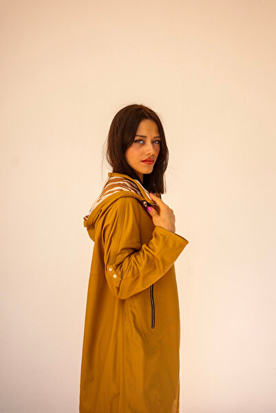 CAVRO LEATHER Kadın Hakiki Deri Kapüşonlu Çift Taraflı Trenç Ceket – Hardal & Desenli (Reversible)