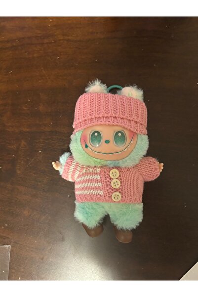 Pop Mart Labubu şık kıyafetli hediyelik anahtarlık