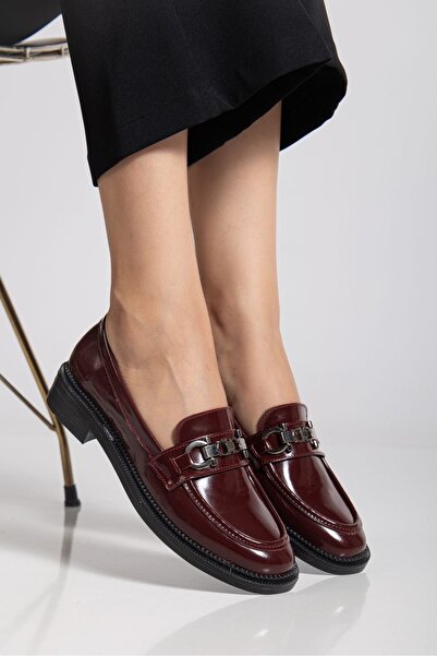 derim shoes Kadın Bordo Renkli Zincir Detaylı Suni Deri Loafer