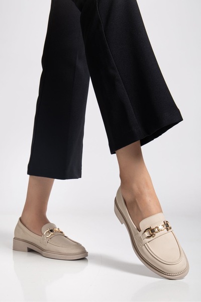 derim shoes Kadın Bej Renkli Zincir Detaylı Suni Deri Loafer