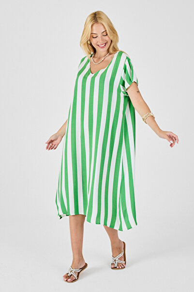 bacc Green V-Neck Short Sleeve Relaxed Fit Dress Bcvl-254003