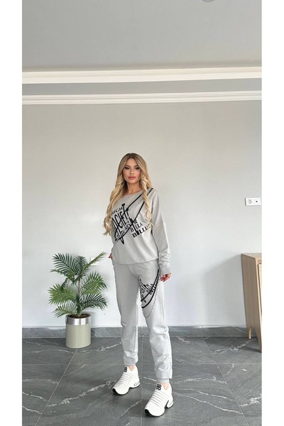 Bella Belluci New Season Chain Tracksuit Set
