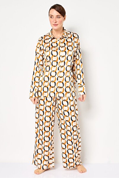 Bebe Women 2 Pieces Allover Print Long Sleeve Nightwear Set, Multicolor