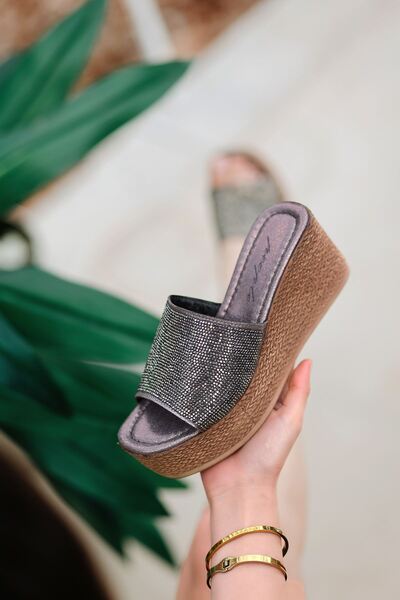 Madam Tarz Elvis Wedge Sole Stone Slippers