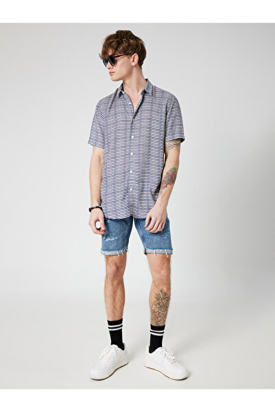 Loft Men's Relax Fit Short Sleeve Shirt Lf2039535