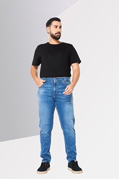 Replay Men Relaxed Fit Washed Stretchable Jeans, Blue
