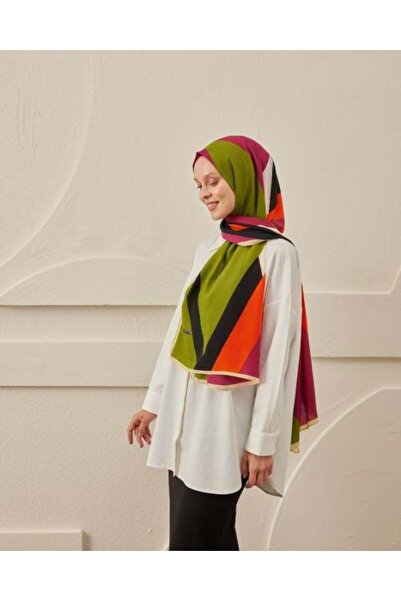 PİRAMİT شال كارديون ميدينا الحريري، نمط براق، لون أخضر فستقي