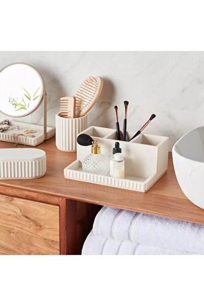 Home Centre Avant Box