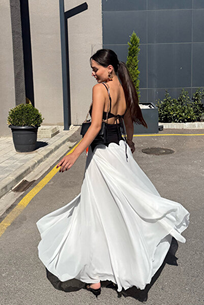 Seda Yalçın Atelier Siyah Askılı Sırt Bağlama Detaylı Kloş Elbise