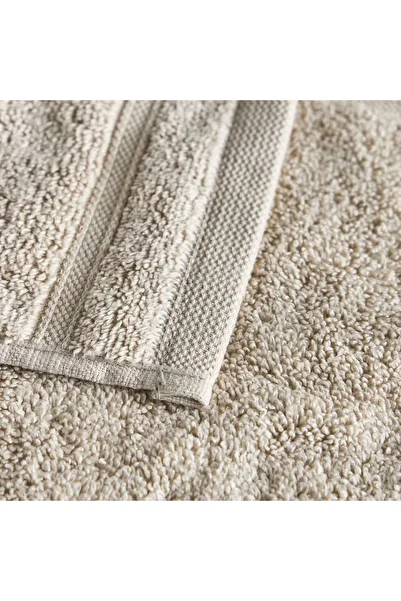 Home Centre Expressence 4-Piece 560 GSM Cotton Fingertip Towel Set - 33x33 cm