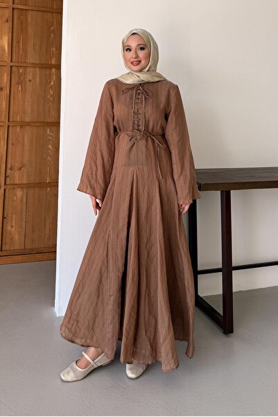 Rimel Moda فستان برباط من الفولار باللون البني