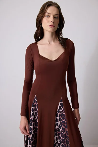 Touché Privé Leopard Print Pleated Dress