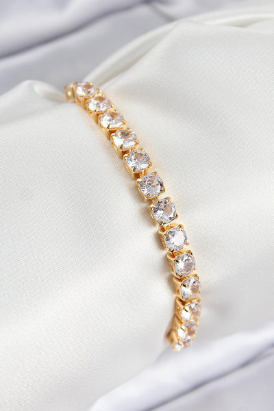 Skygo سوار نسائي من حجر الزركون النحاسي موديل مربع ذهبي اللون مع مصعد - TJ-BB...