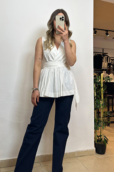 👗 Şık Peplum Bluz Modelleriyle Tarzını Yükselt! - Sayfa 18