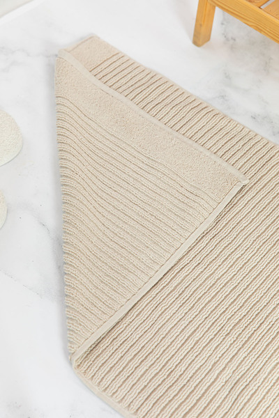 FAVORA Linear Foot Towel 50X90 cm - Beige