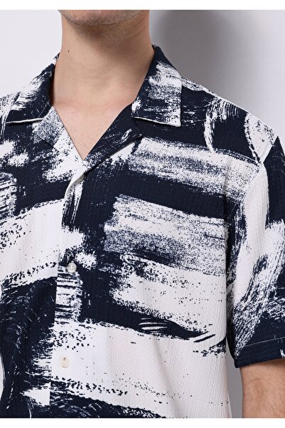 Colin's Regular Fit Shirt Neck Baskılı Cepsiz Erkek Lacivert Kısa Kol Gömlek