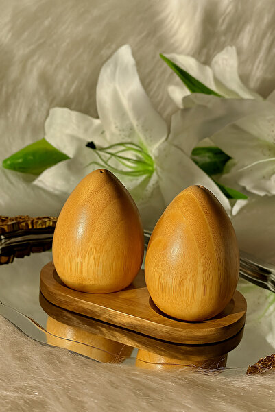 YAKUT Set of 2 Salt and Pepper Shakers with Bamboo Egg Model Stand