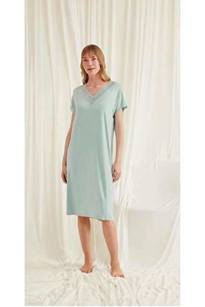 NightLove فستان نوم موناميس بأكمام قصيرة ودانتيل عند الرقبة 18591