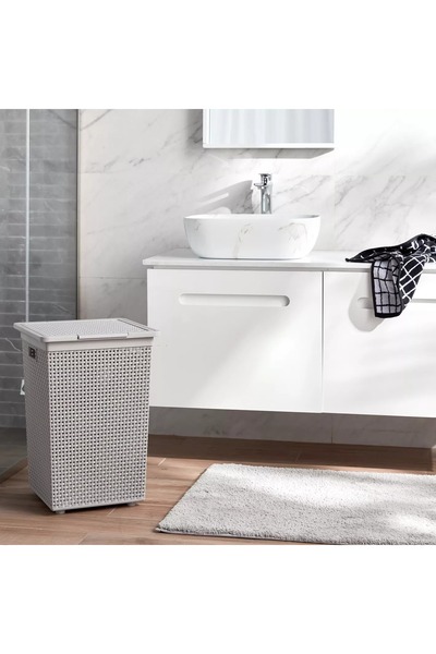 Generic Adric Laundry Hamper