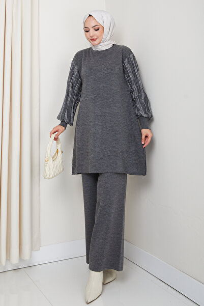 KAYA BUTİK طقم تونيك بأكمام بالونية وبنطلون لامع