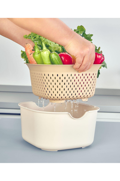 Cazoria 5-Piece Kitchen Set, Squeezer, Cutting Board,Strainer, Maxi Bowl - Beige