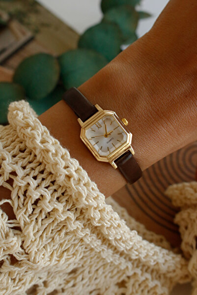 KOMBİNOLOJİ Mihrimah Model Koyu Kahve Renk Kordon Minimal Kadın Kol Saati