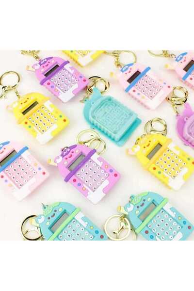 pure age Eğlenceli Çocuk Öğrenci Hesap Makinesi Arkası Oyunlu Çanta Aksesuarı Anahtarlık Karekterli