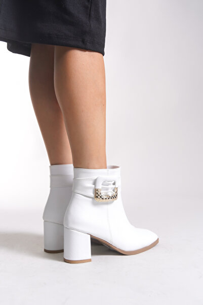 Riccon Kadın Toka Detaylı Topuklu Bot 00121050 Beyaz