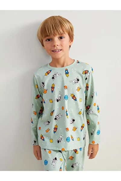 LC Waikiki Winter Collection Printed Special Design Boys' Pajama Set City