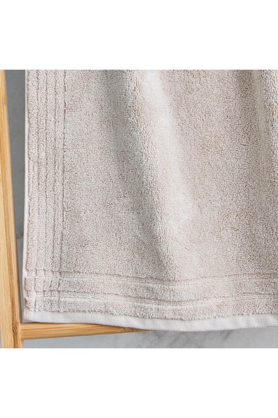 Generic Egyptian 600 GSM Cotton Hand Towel - 50x100 cm